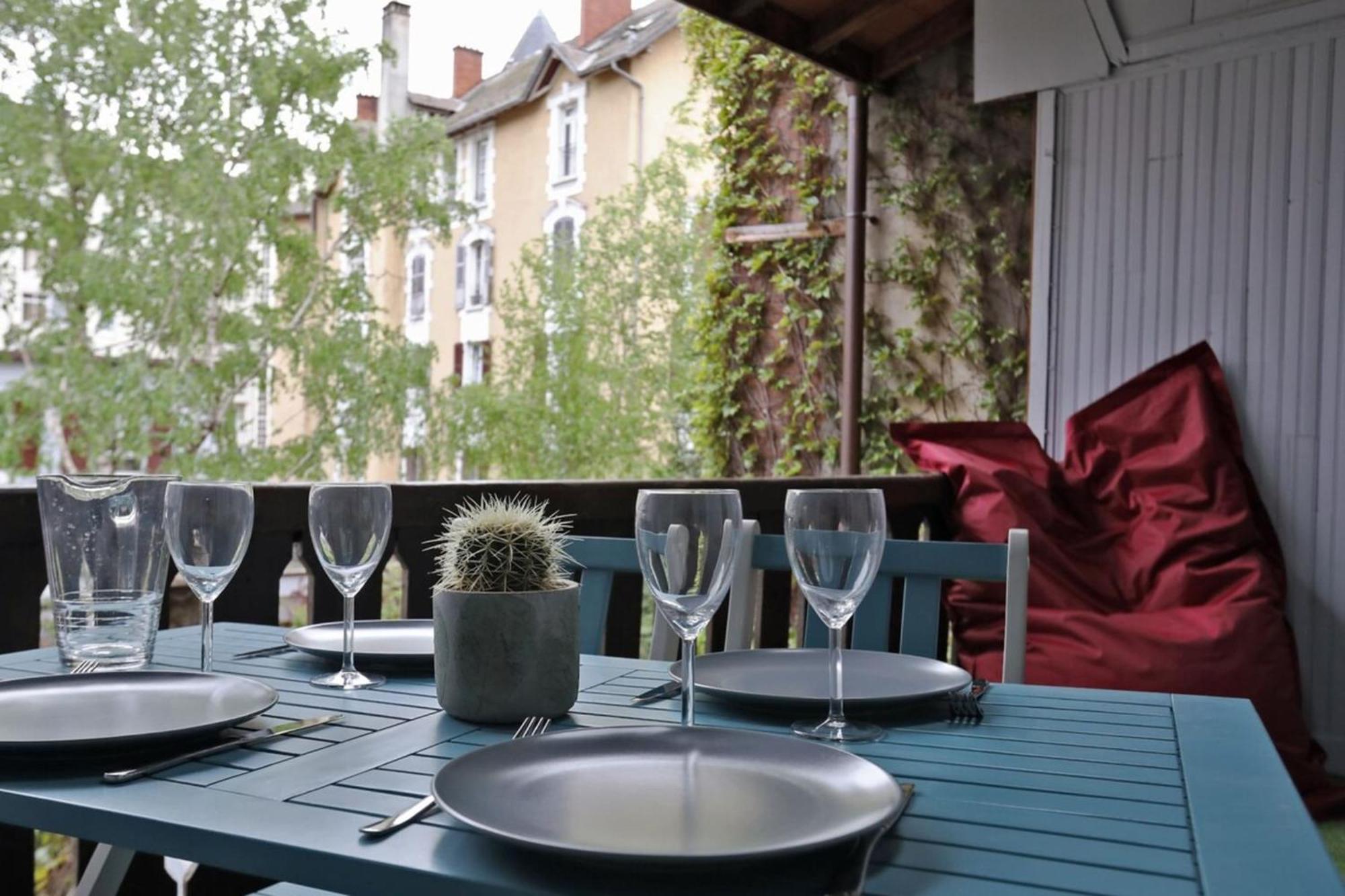 55 M2 Apart With Big Terrace In Annecy Downtown Zewnętrze zdjęcie